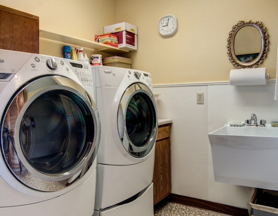 14851 Freeport Road Durand, IL 61024 - Photo 13 of 25 a utility room with dryer and washer