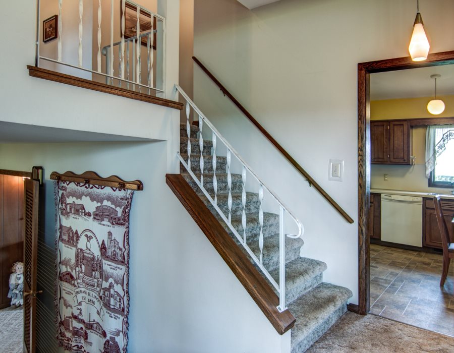 14851 Freeport Road Durand, IL 61024 - Photo 6 of 25 a view of a hallway with windows