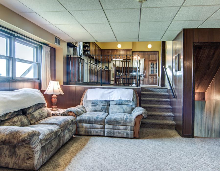 14851 Freeport Road Durand, IL 61024 - Photo 8 of 25 a living room with furniture and a window