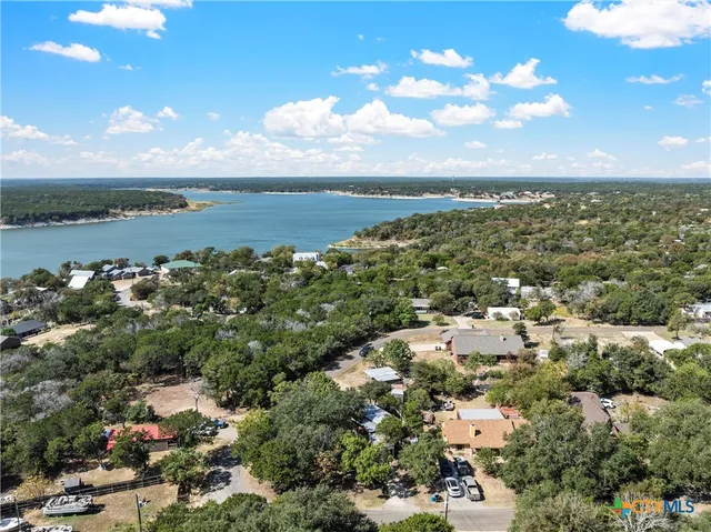 a picture of floor with a projector