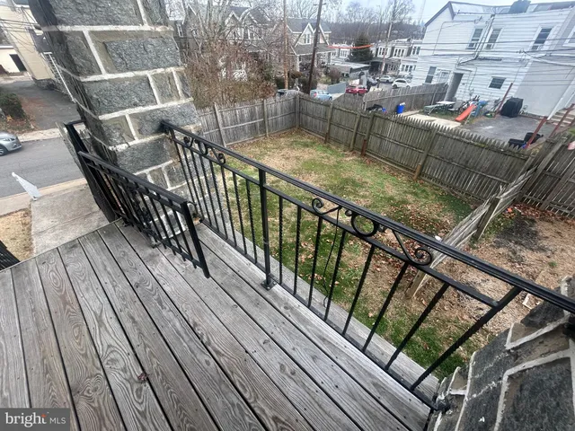 $220,000 | 7502 Parkview Road, Upper Darby, PA 19082