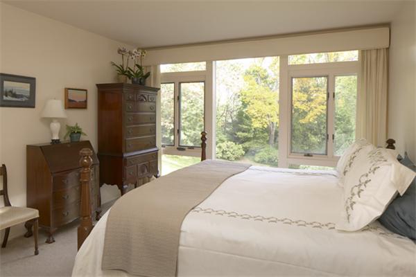 85 Juniper Road Belmont, MA 02478 - Photo 6 of 15 Gallery Image 6