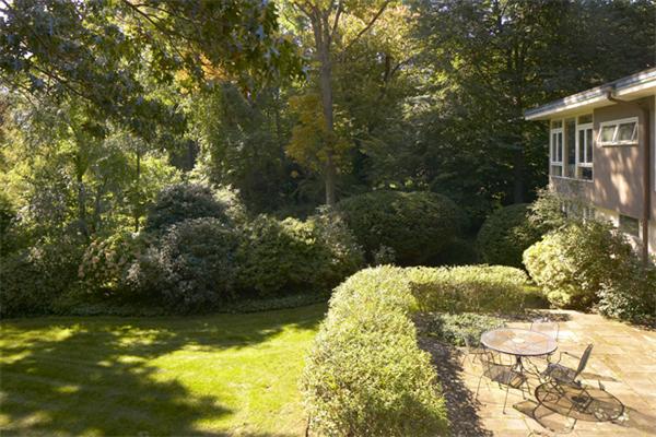 85 Juniper Road Belmont, MA 02478 - Photo 9 of 15 Gallery Image 9