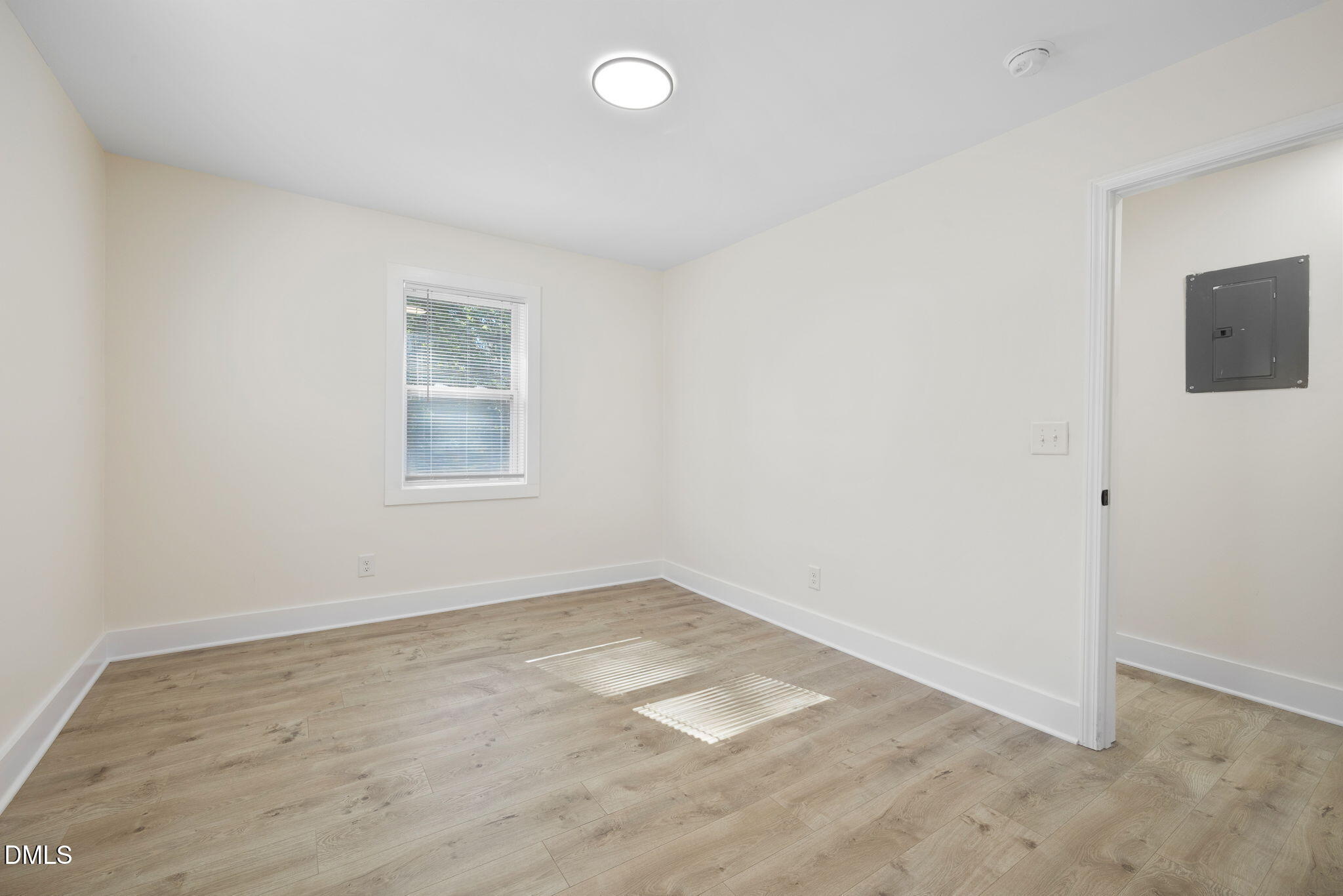 512 East Branch Street Spring Hope, NC 27882 - Photo 25 of 30 an empty room with a window