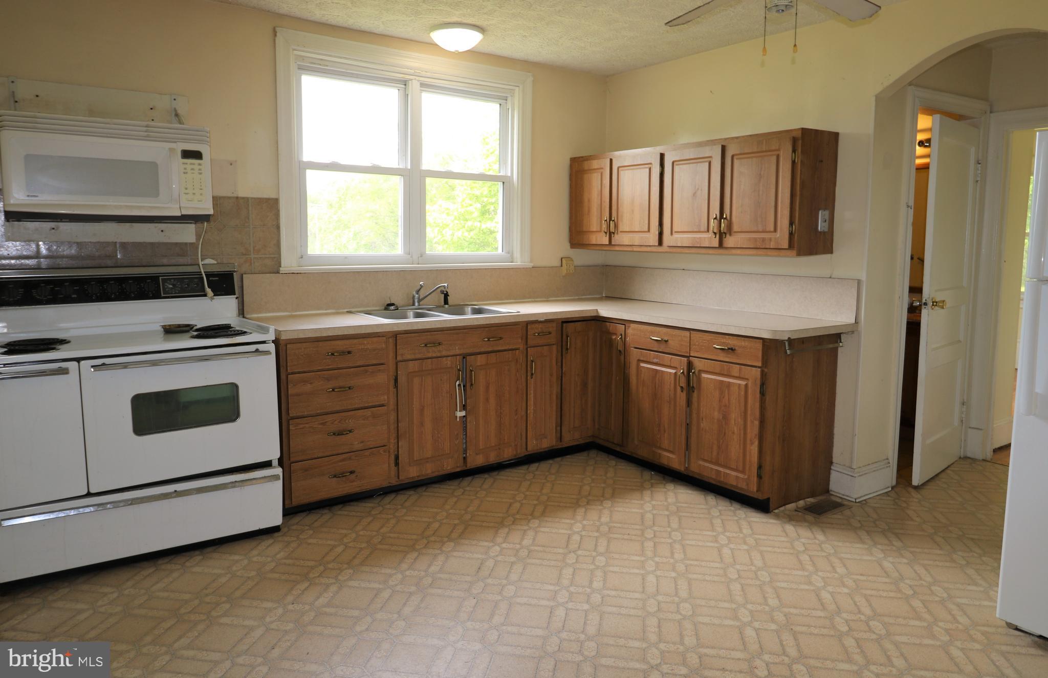 10955 H G Trueman Road Lusby, MD 20657 - Photo 30 of 53 Kitchen