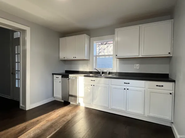 $147,900 | 25 East Franklin Street, Peru, IN 46970