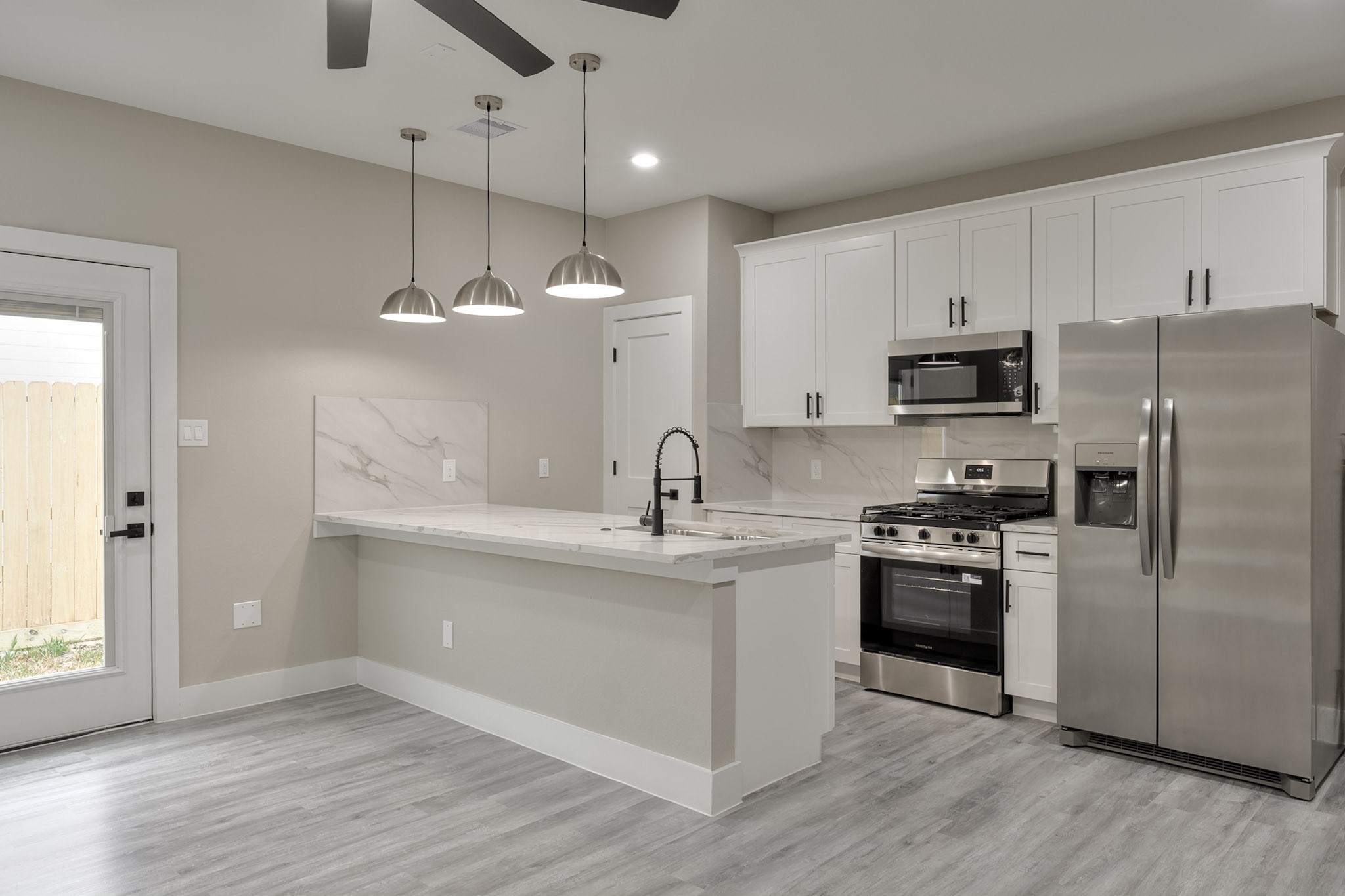 7811 Sandra Street, Unit B Houston, TX 77016 - Photo 8 of 16