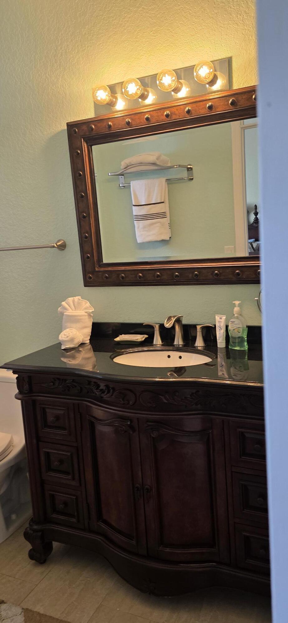 108 Southwest Peacock Boulevard, Unit 5205 Port St. Lucie, FL 34986 - Photo 17 of 33 20251017_140447