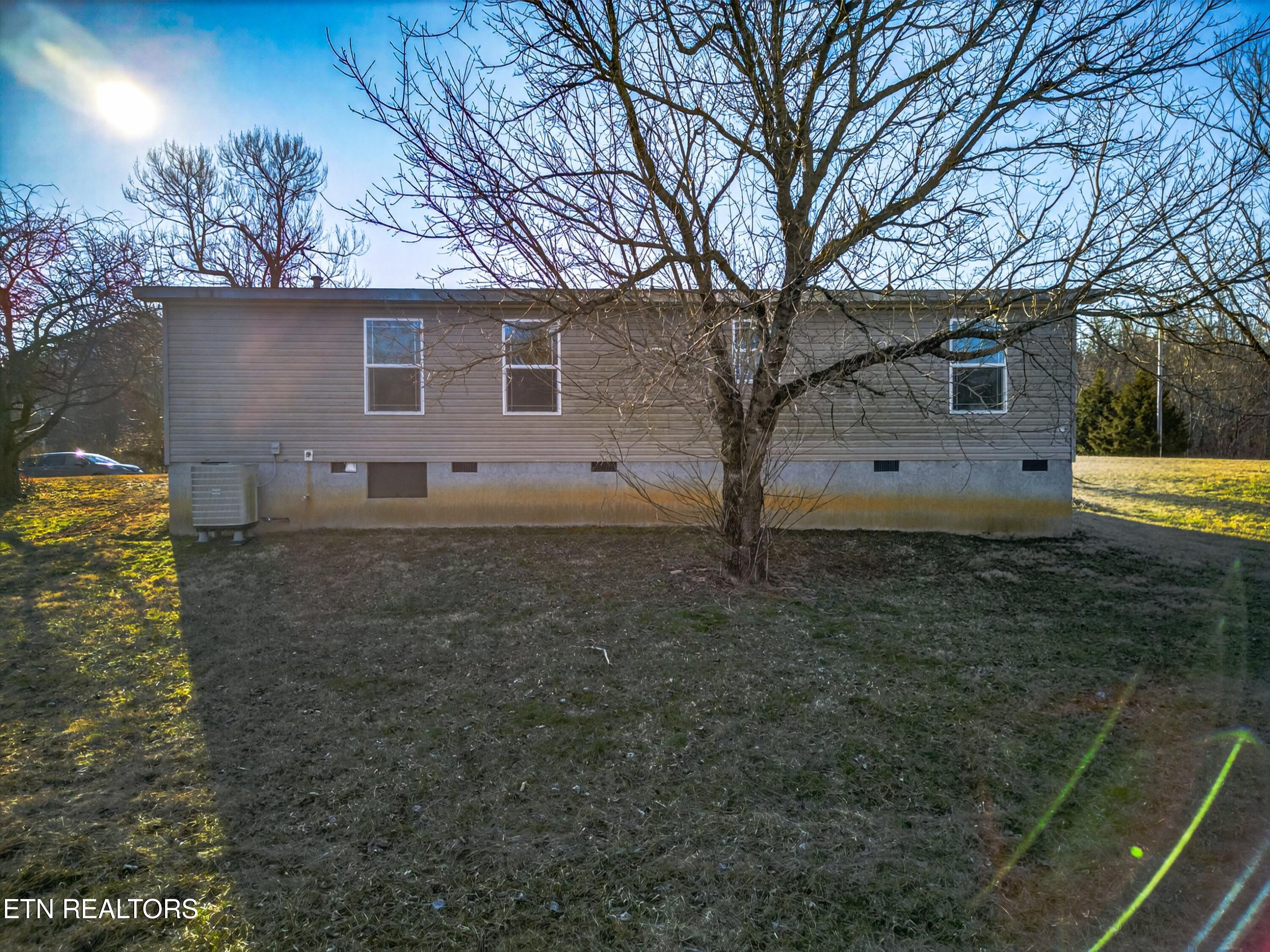 238 Overlook Lane Rutledge, TN 37861 - Photo 2 of 26 003-238OverlookLane-Rutledge-TN-37861-SM
