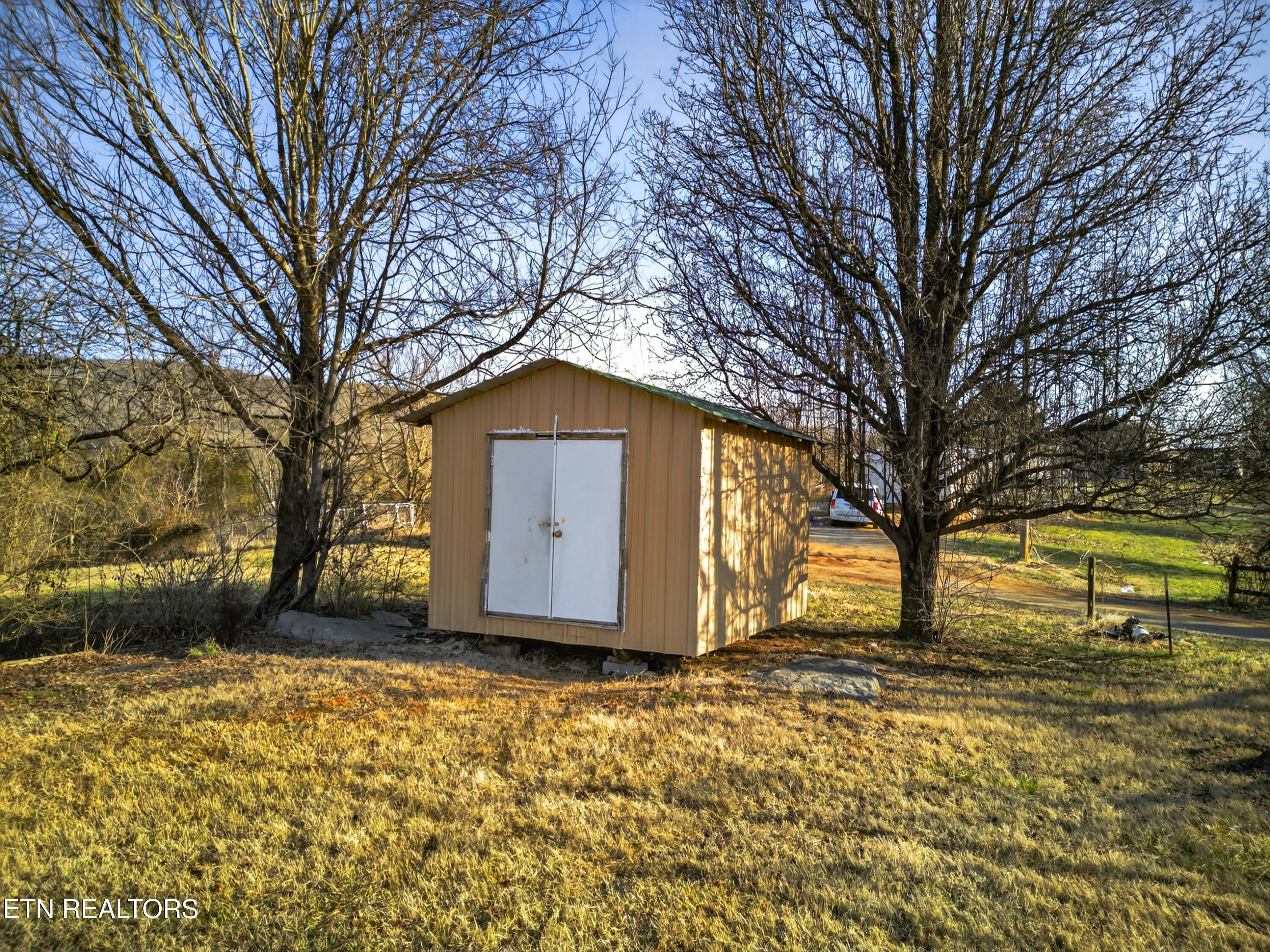 238 Overlook Lane Rutledge, TN 37861 - Photo 22 of 26 023-238OverlookLane-Rutledge-TN-37861-SM
