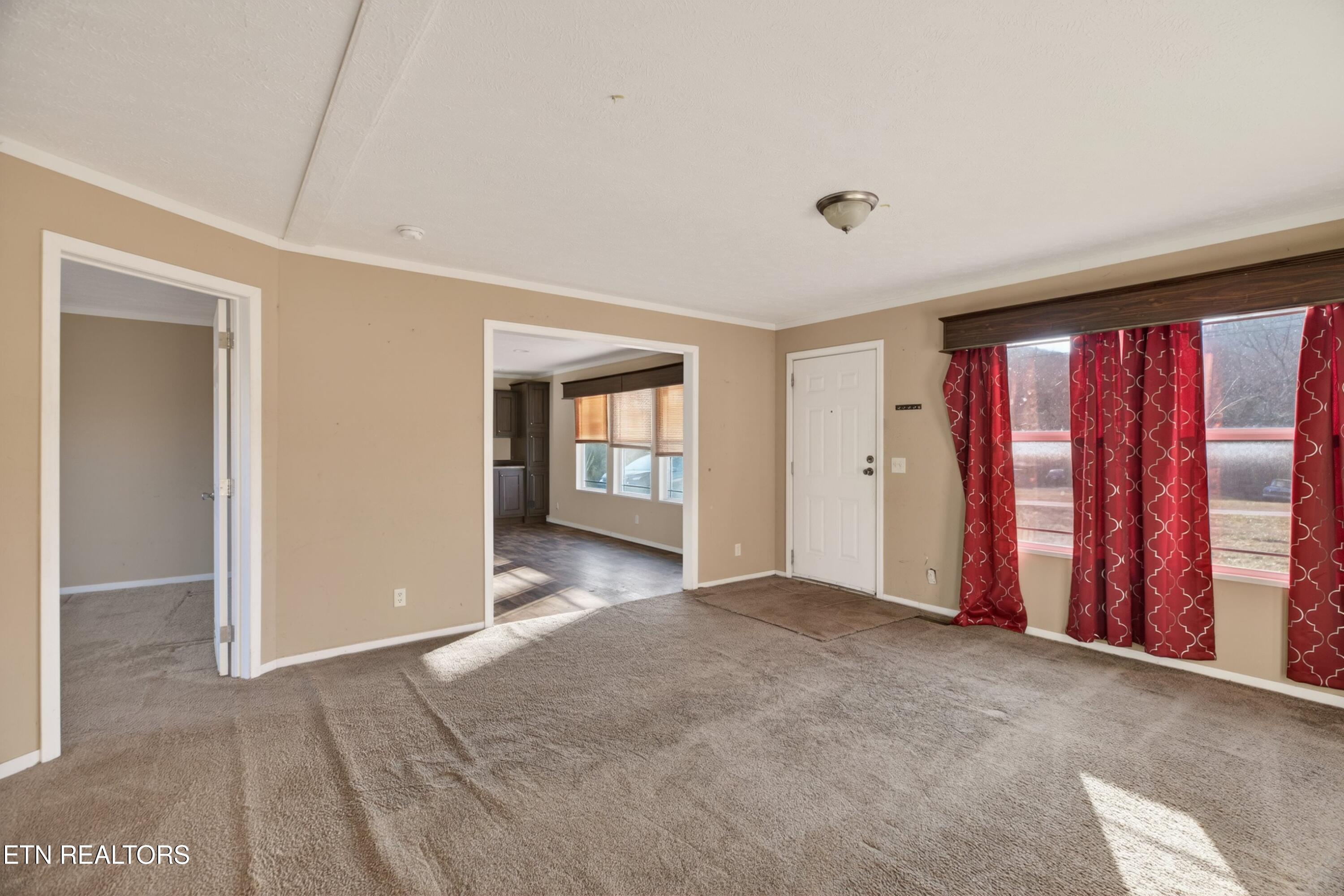 238 Overlook Lane Rutledge, TN 37861 - Photo 5 of 26 006-238OverlookLane-Rutledge-TN-37861-SM
