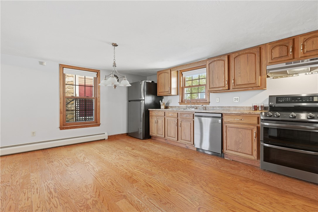56 Mailloux Street Woonsocket, RI 02895 - Photo 7 of 41