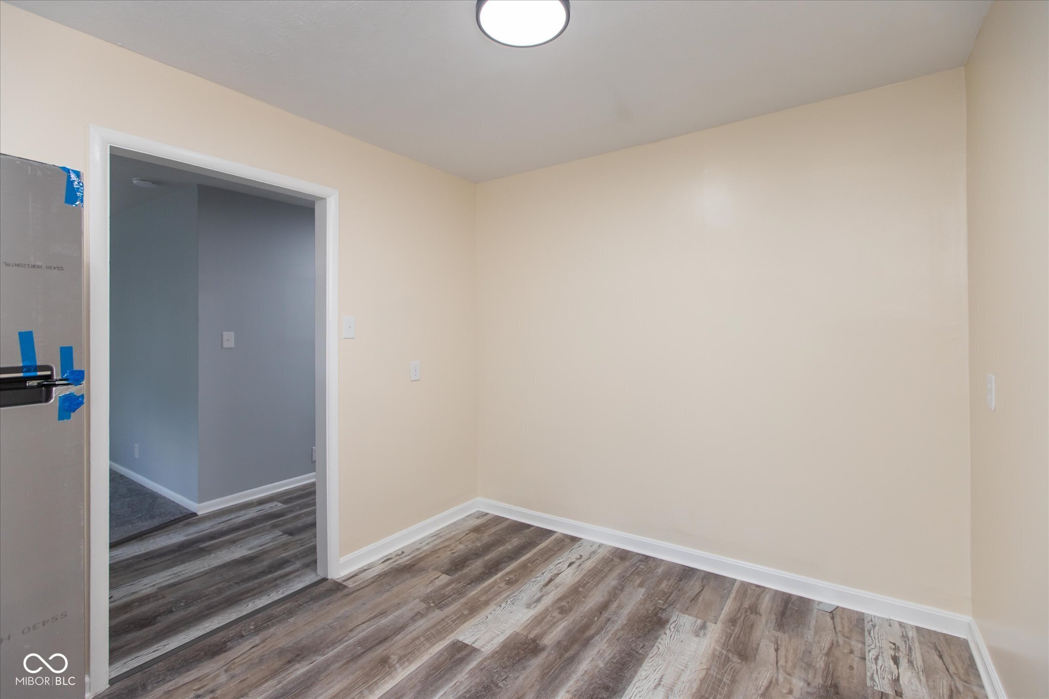 55 North Devon Avenue Indianapolis, IN 46219 - Photo 8 of 21