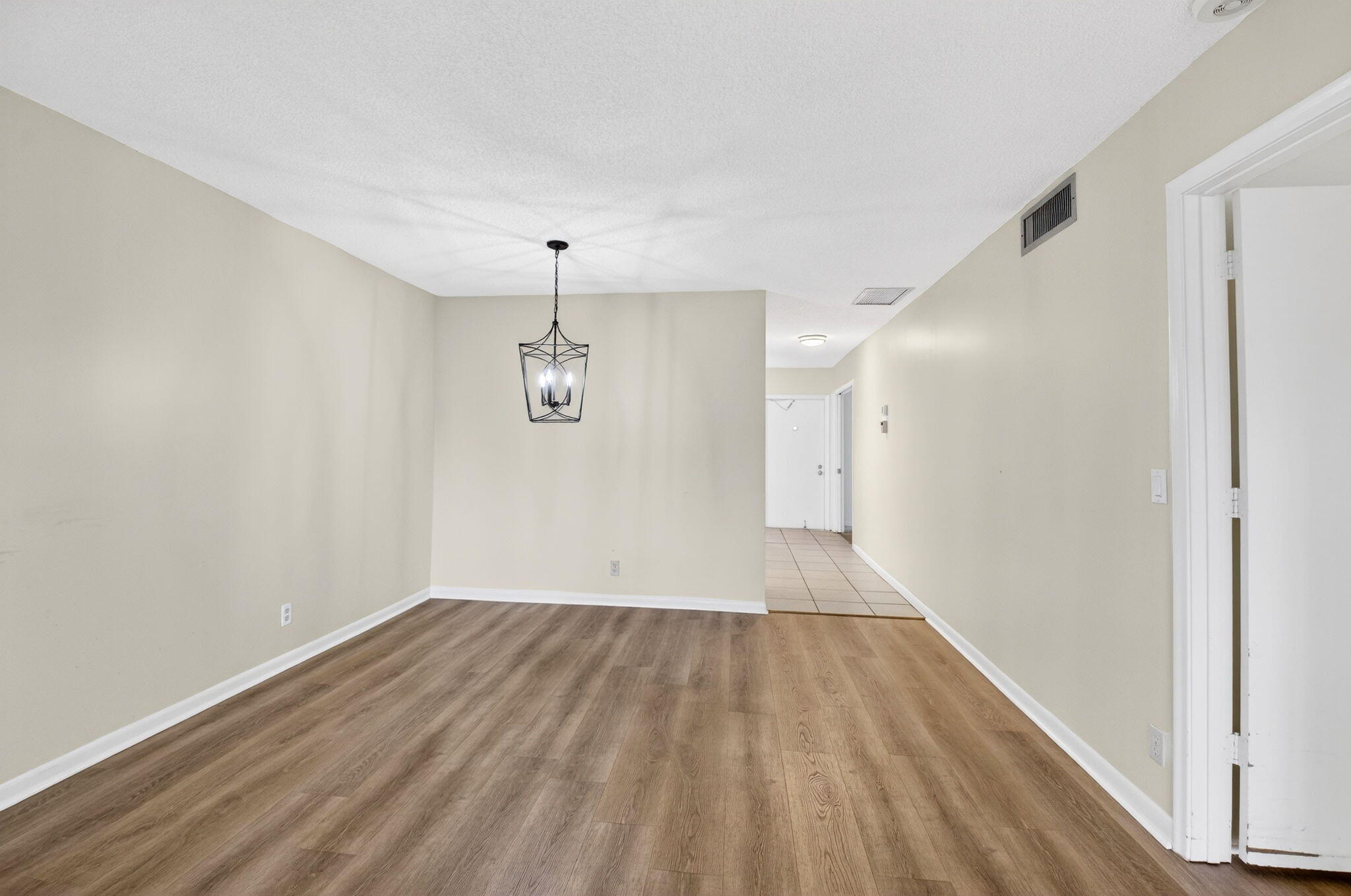 2840 Southwest 13th Street, Unit 103 Delray Beach, FL 33445 - Photo 13 of 72 10-web-or-mls-DSC_4574