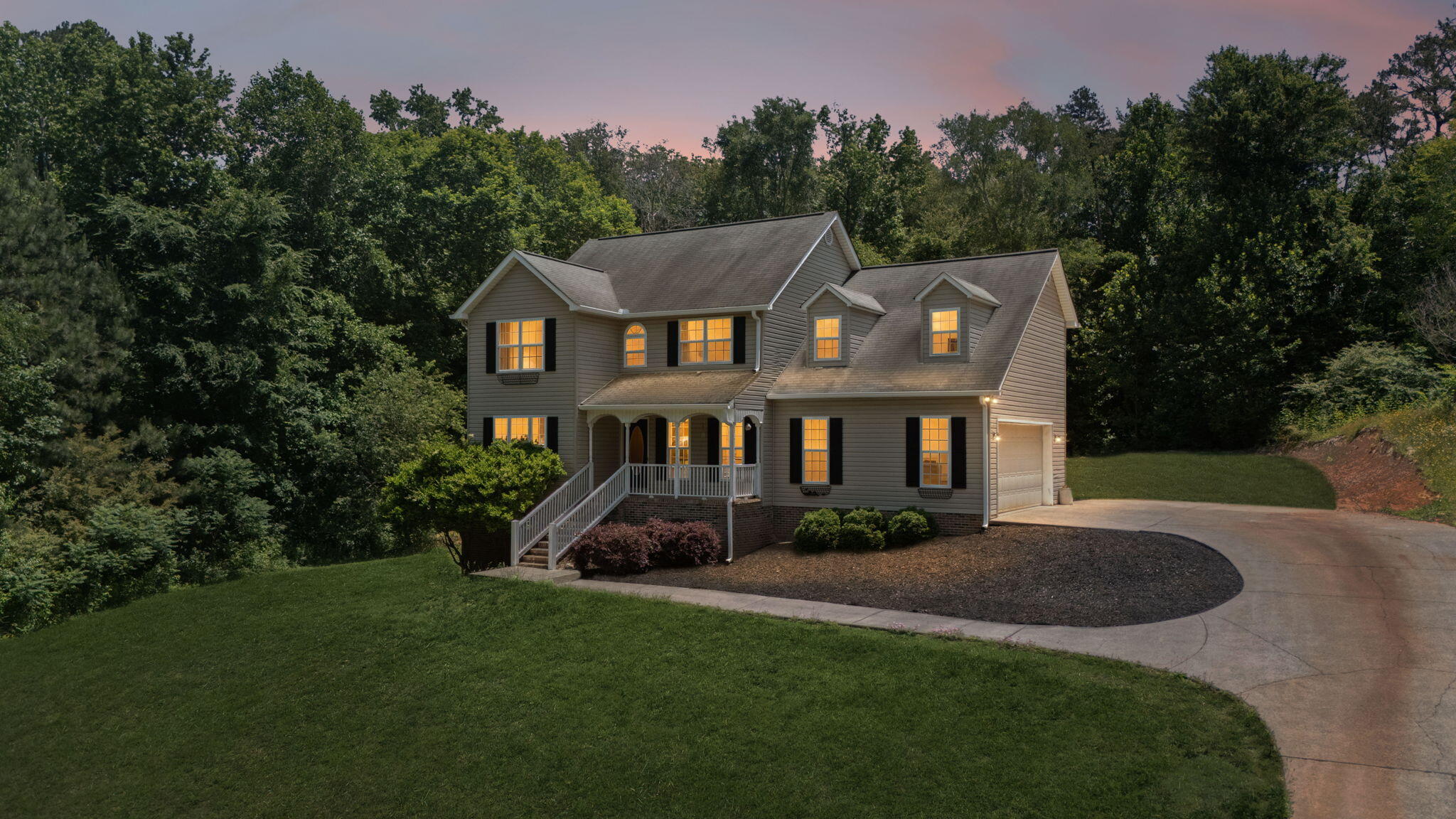 383 Bloomington Dr - VD - 001