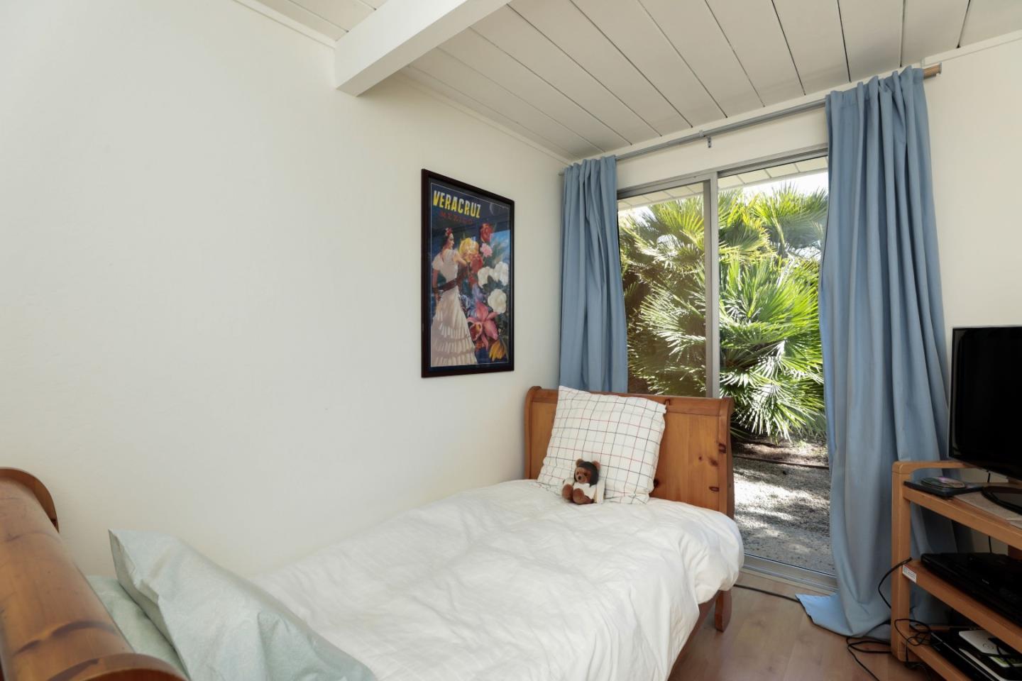 834 Cedro Way Stanford, CA 94305 - Photo 15 of 23