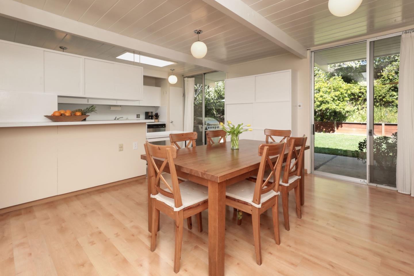 834 Cedro Way Stanford, CA 94305 - Photo 8 of 23