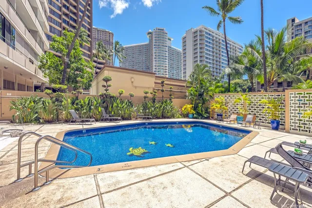 $2,000 | 1720 Ala Moana Boulevard, Unit 201A, Honolulu, HI 96815