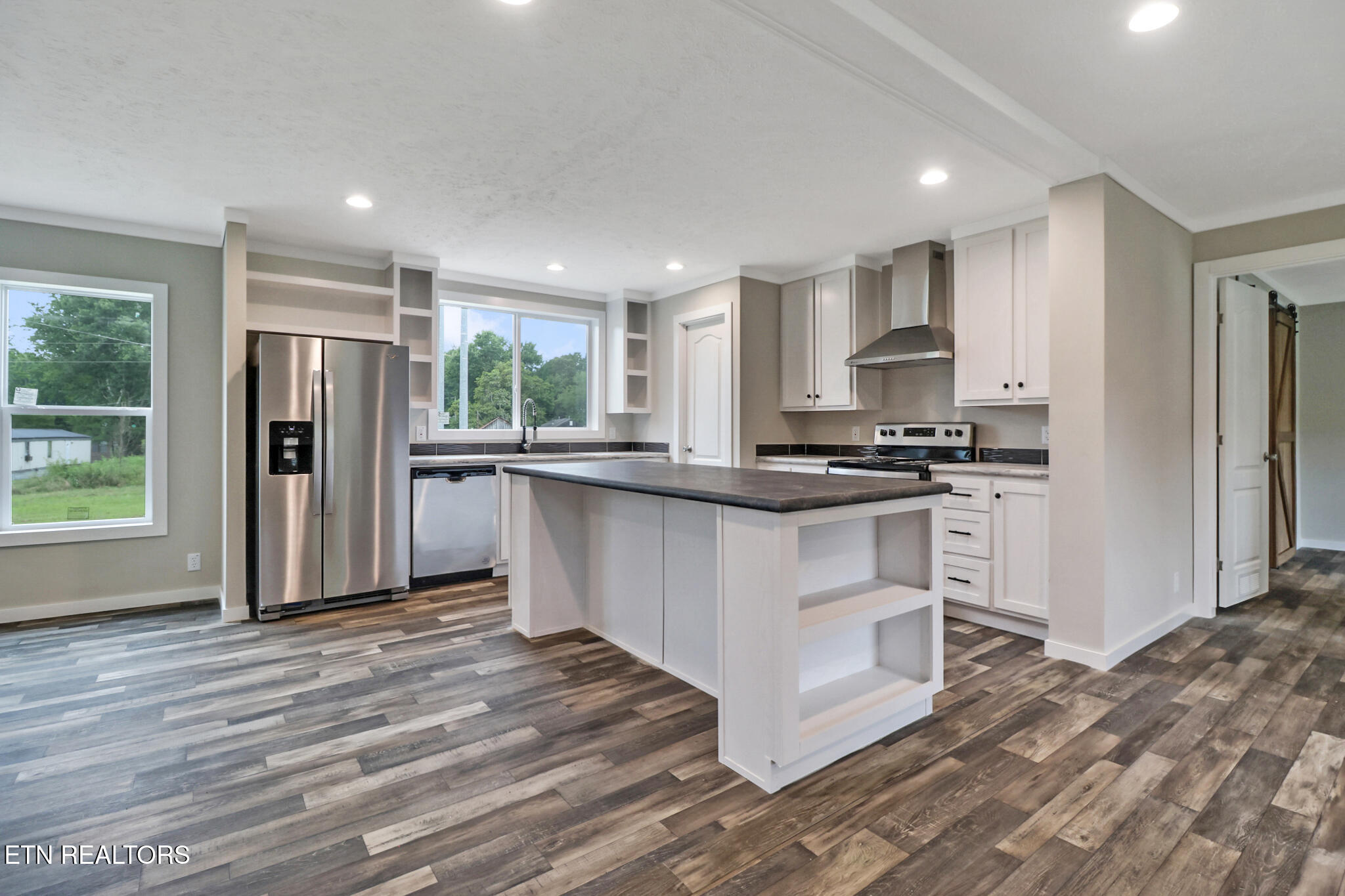 126 Pullman Lane Oneida, TN 37841 - Photo 11 of 31 if1a3926-if1a3930