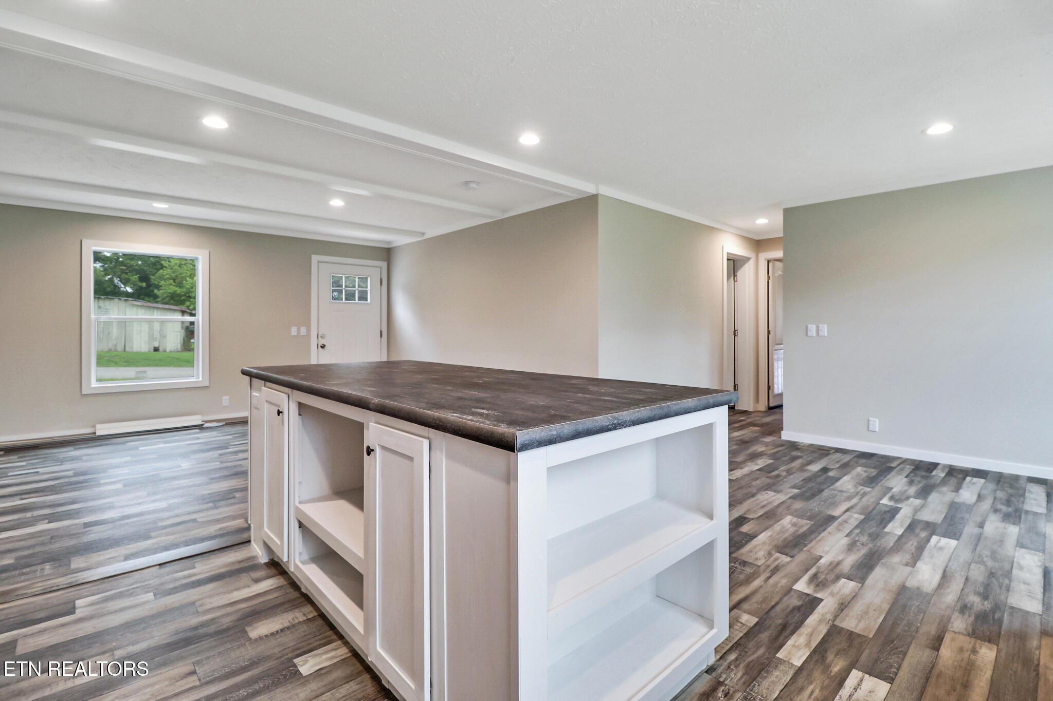 126 Pullman Lane Oneida, TN 37841 - Photo 13 of 31 if1a3936-if1a3940