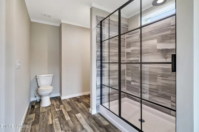 $250,000 | 126 Pullman Lane, Oneida, TN 37841