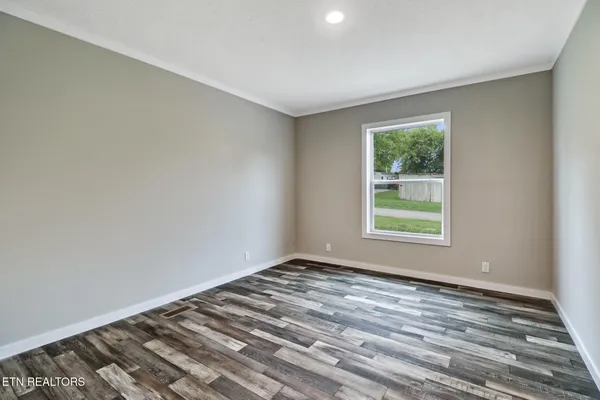 $249,900 | 126 Pullman Lane, Oneida, TN 37841
