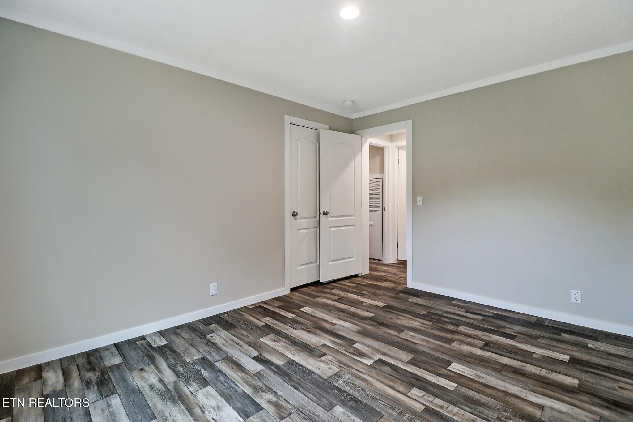 126 Pullman Lane Oneida, TN 37841 - Photo 21 of 31 if1a3991-if1a3995