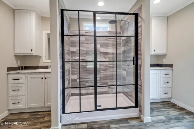 $250,000 | 126 Pullman Lane, Oneida, TN 37841