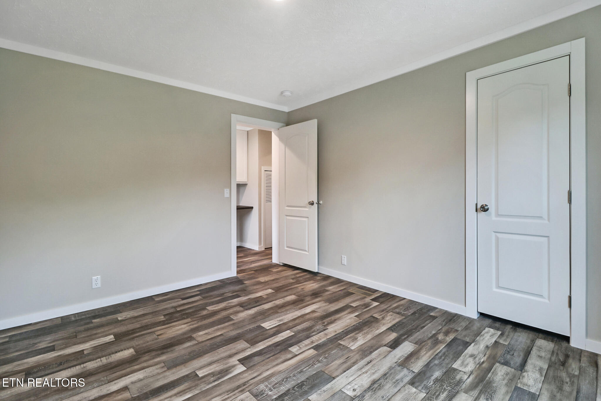 126 Pullman Lane Oneida, TN 37841 - Photo 26 of 31 if1a4006-if1a4010