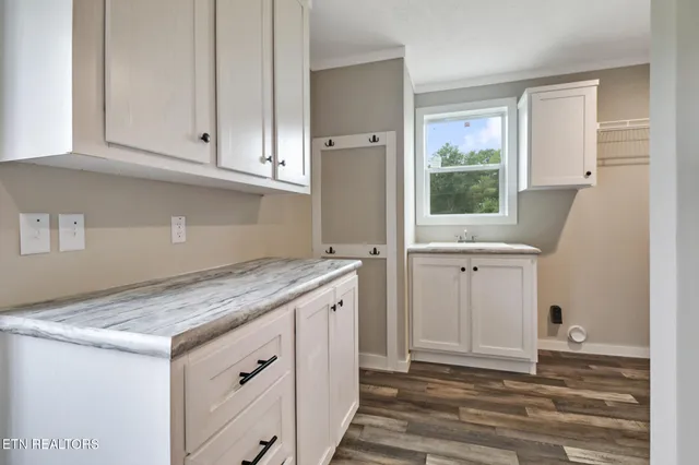 $250,000 | 126 Pullman Lane, Oneida, TN 37841