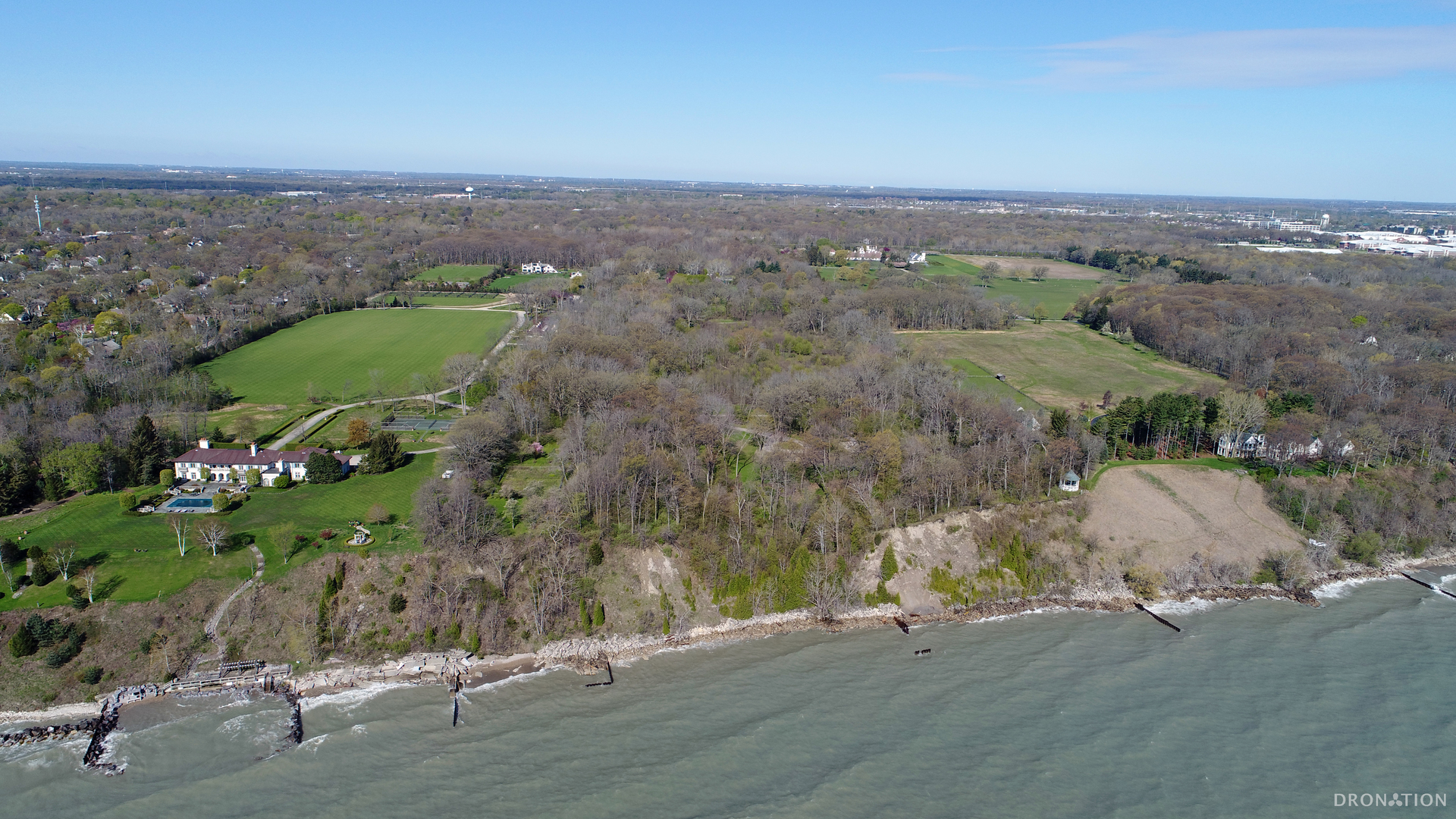 925 North Sheridan Road Lake Forest, IL 60044 - Photo 3 of 15