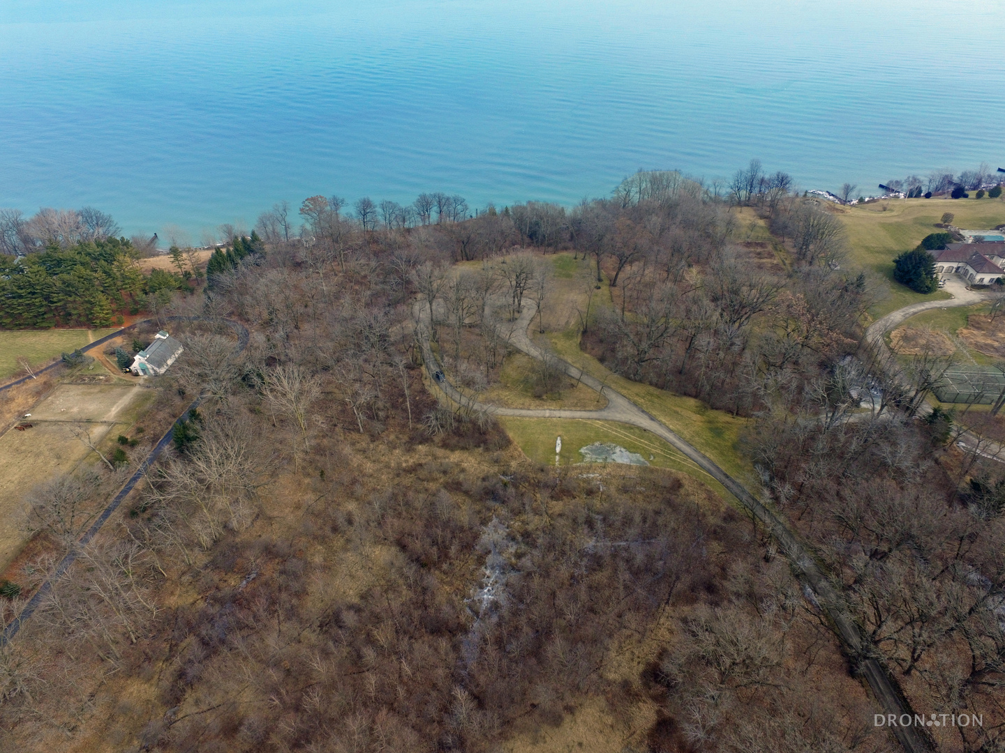 925 North Sheridan Road Lake Forest, IL 60044 - Photo 9 of 15