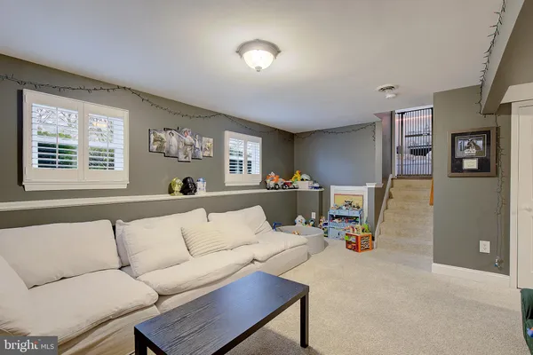 a view of a workspace with furniture