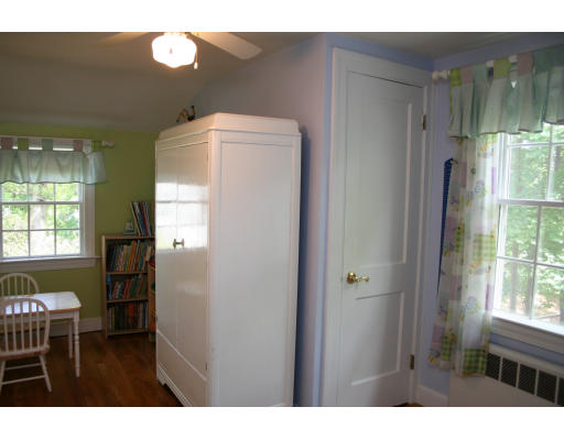 5 Richardson Road Stoneham, MA 02180 - Photo 23 of 30 Gallery Image 23