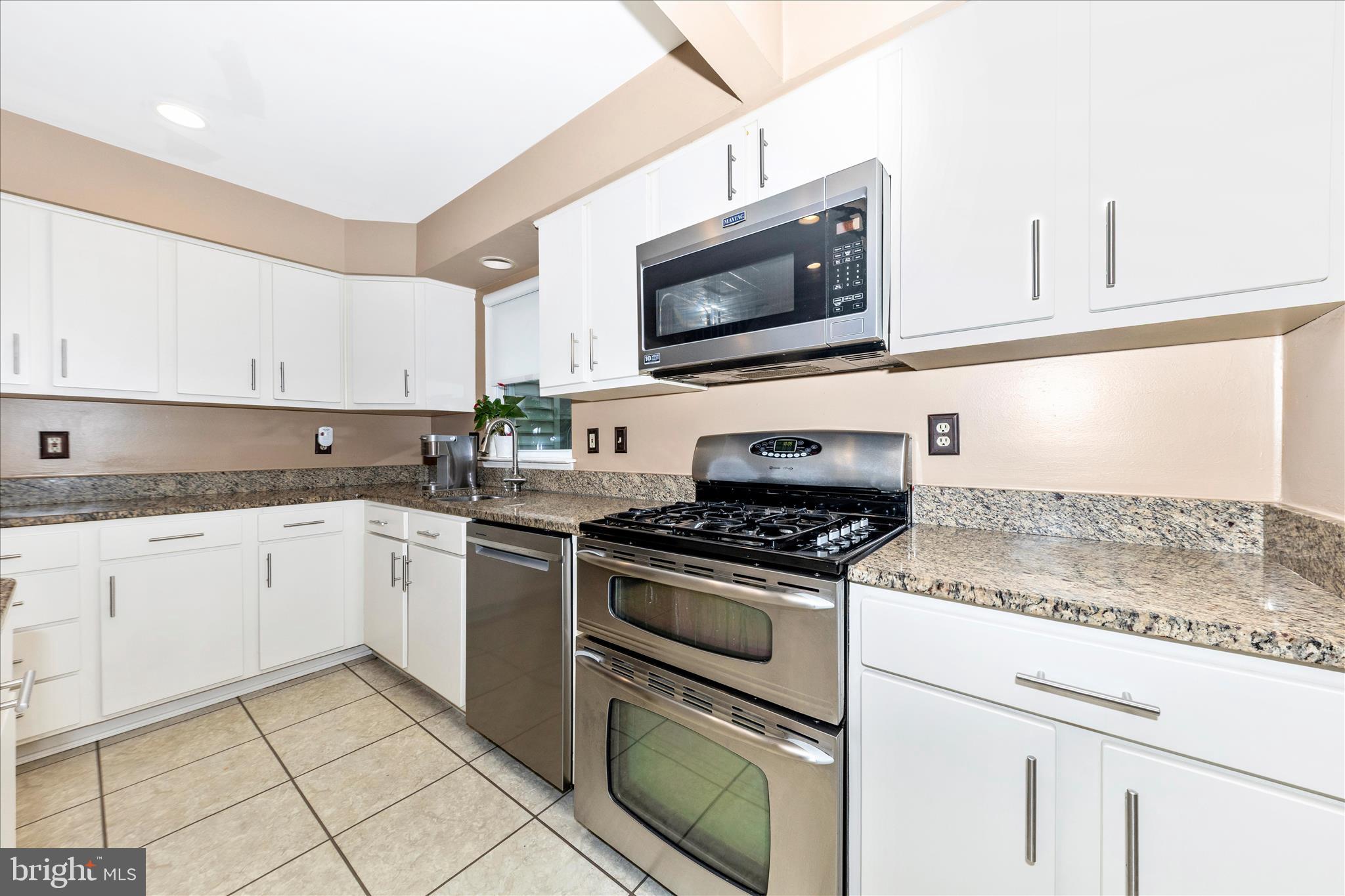1708 Culpepper Court Severn, MD 21144 - Photo 12 of 49 Kitchen