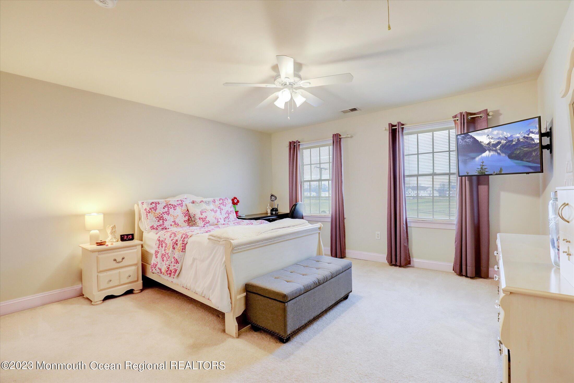 83 Buckley Road Marlboro, NJ 07746 - Photo 43 of 62 Jack & Jill Suite