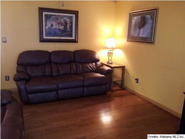 1719 Gardenridge Road Gardendale, AL 35071 - Photo 3 of 27