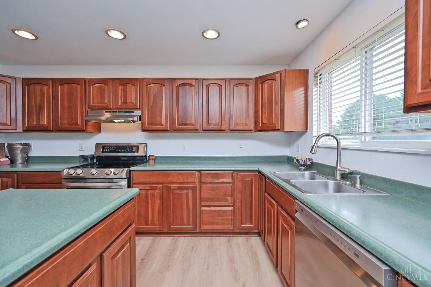 7705 Hunters Trail Mason, OH 45040 - Photo 24 of 62