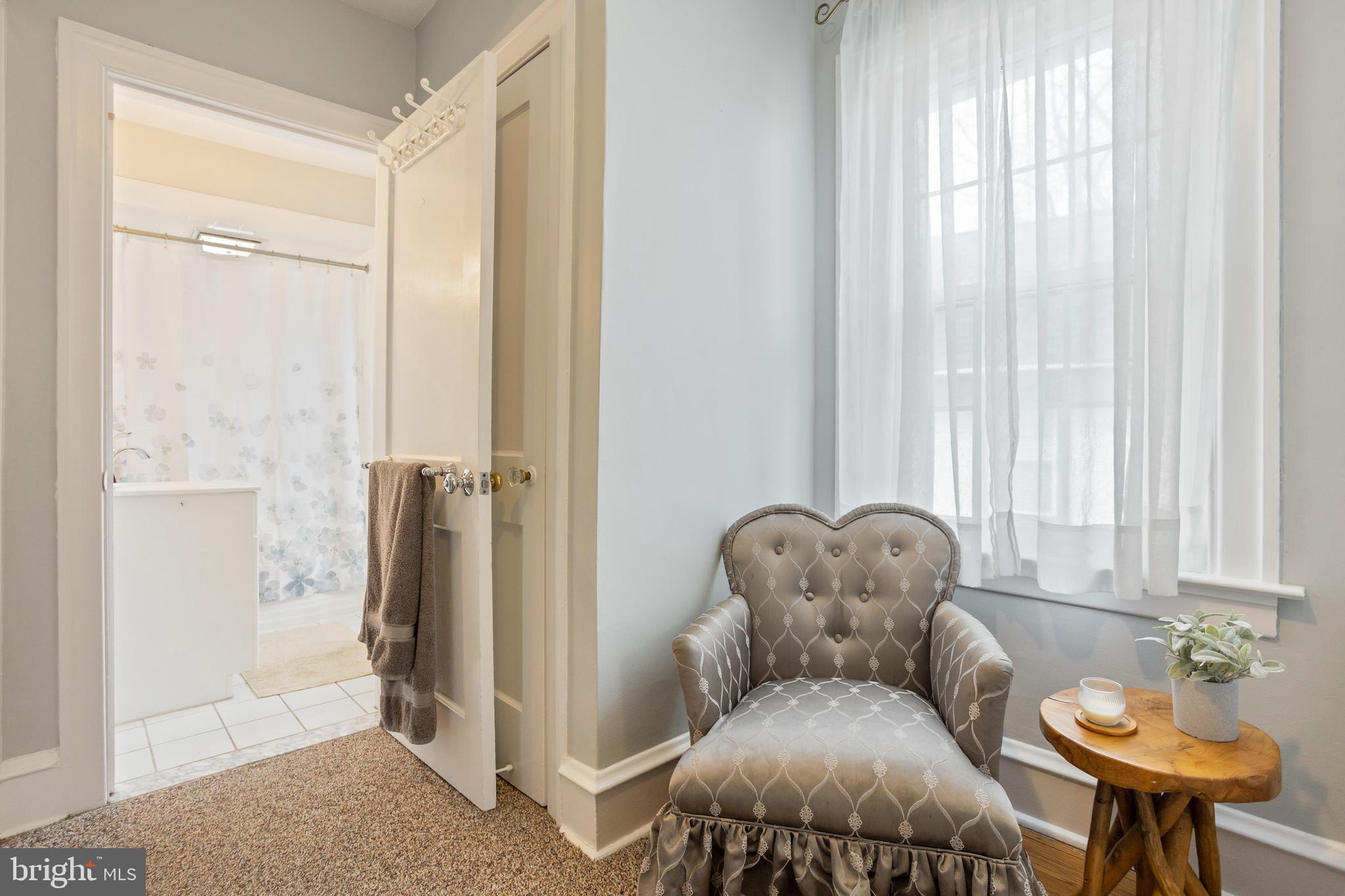 2424 Hollis Road Havertown, PA 19083 - Photo 34 of 35 Sitting area in hallway