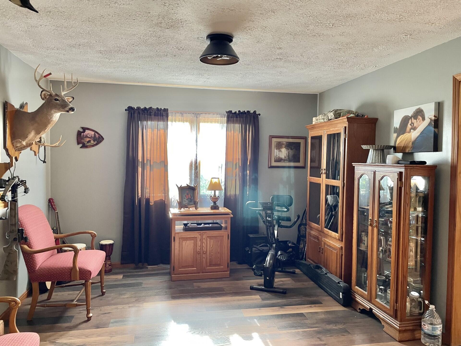 6042 Waynesfield Road Lima, OH 45806 - Photo 14 of 24