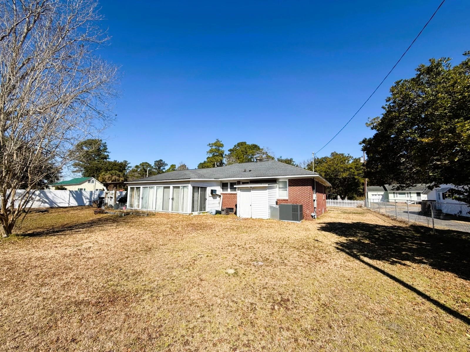 811 Cedar Street Georgetown, SC 29440 - Photo 11 of 49