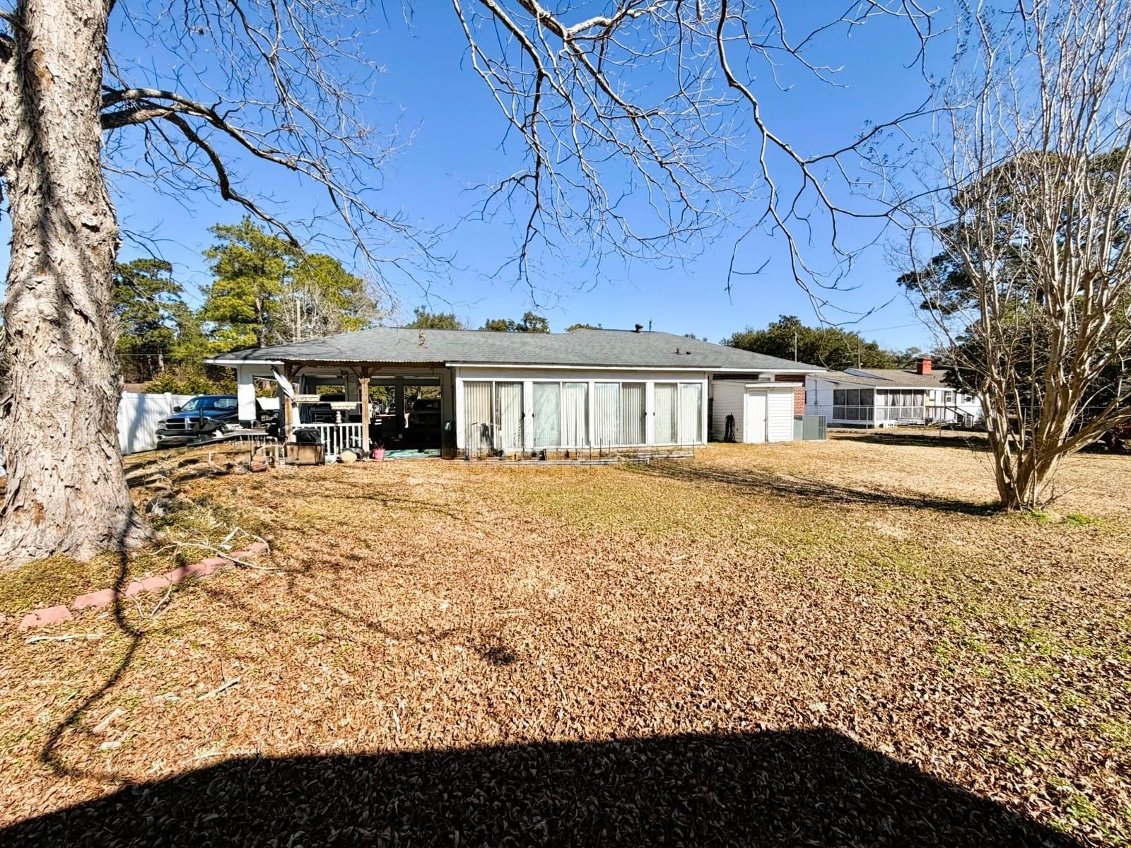 811 Cedar Street Georgetown, SC 29440 - Photo 4 of 49