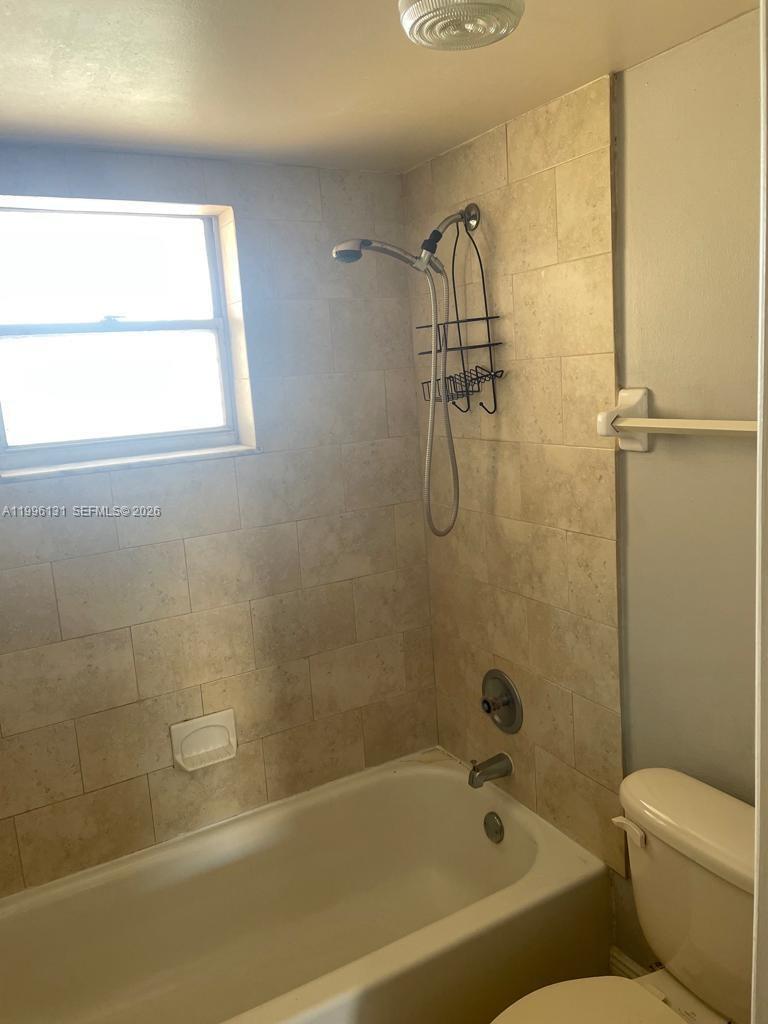 4111 Stirling Road, Unit 504 Fort Lauderdale, FL 33314 - Photo 12 of 29