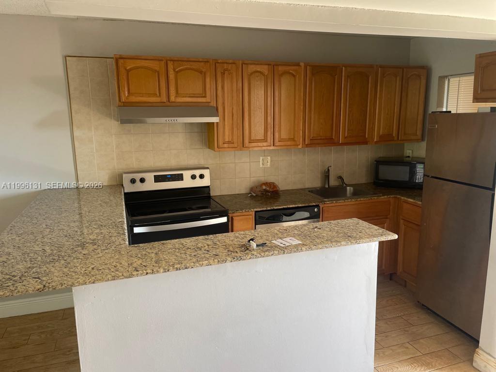 4111 Stirling Road, Unit 504 Fort Lauderdale, FL 33314 - Photo 2 of 29