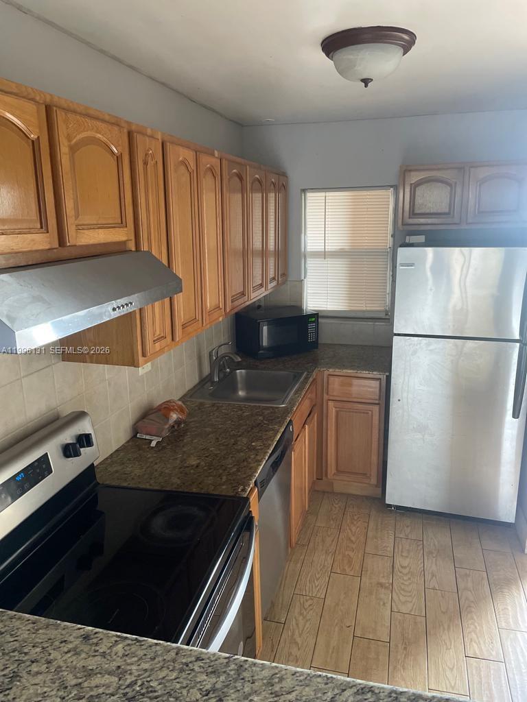 4111 Stirling Road, Unit 504 Fort Lauderdale, FL 33314 - Photo 3 of 29