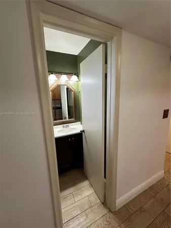 $1,680 | 4111 Stirling Road, Unit 504, Fort Lauderdale, FL 33314