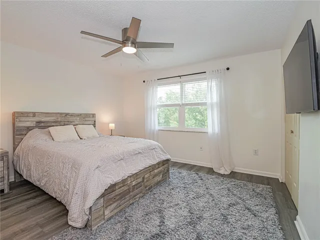 $179,000 | 1901 Indian River Boulevard, Unit 206, Vero Beach, FL 32960