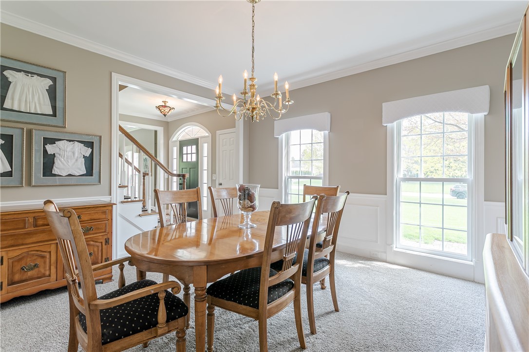 61 Vineyard Hill Perinton, NY 14450 - Photo 17 of 47