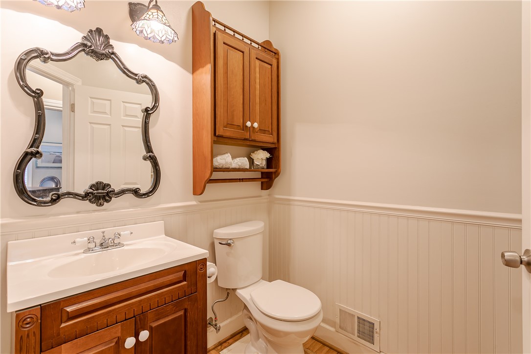 61 Vineyard Hill Perinton, NY 14450 - Photo 20 of 47