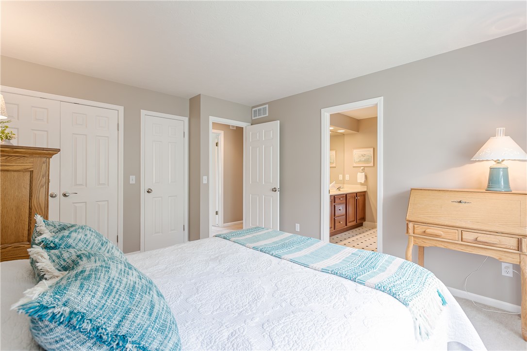 61 Vineyard Hill Perinton, NY 14450 - Photo 26 of 47